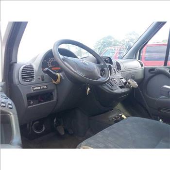 2006 Freightliner Sprinter 2500 (Medford, NY 11763)