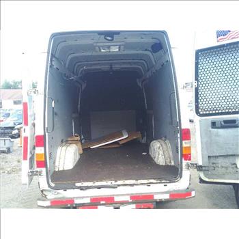 2006 Freightliner Sprinter 2500 (Medford, NY 11763)