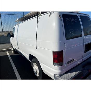 2007 Ford E150 (Queens, NY 11371)