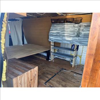 2007 Ford E150 (Queens, NY 11371)