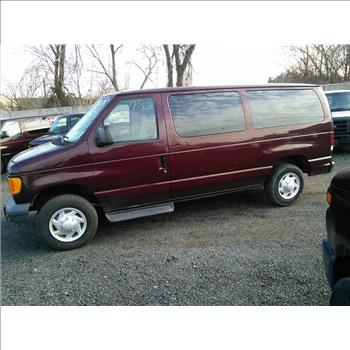 2007 Ford Econoline Passenger Van (Hartford, CT 06114)