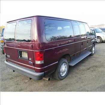 2007 Ford Econoline Passenger Van (Hartford, CT 06114)