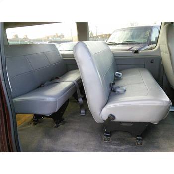 2007 Ford Econoline Passenger Van (Hartford, CT 06114)