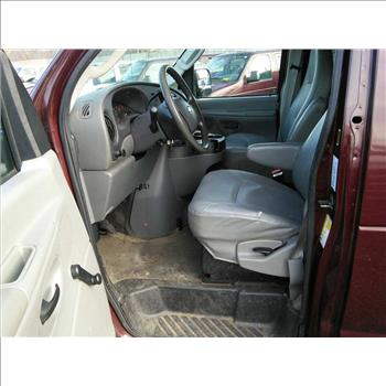 2007 Ford Econoline Passenger Van (Hartford, CT 06114)