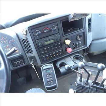 2007 International 7400 SBA 4X2 (Hartford, CT 06114)