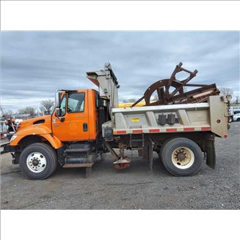 2007 International 7400 SBA 4X2 (Hartford, CT 06114)