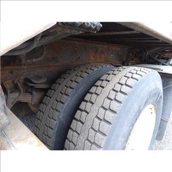 2007 International 7400 SBA 4X2 (Hartford, CT 06114)