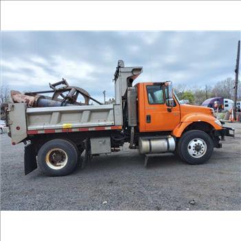 2007 International 7400 SBA 4X2 (Hartford, CT 06114)