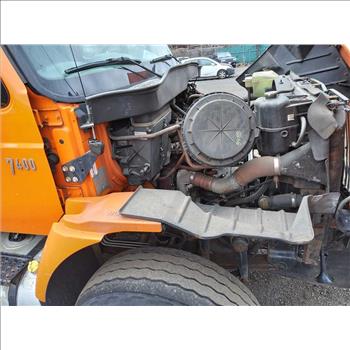 2007 International 7400 SBA 4X2 (Hartford, CT 06114)