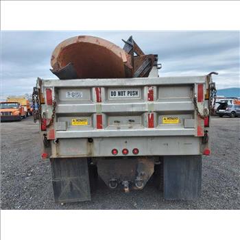 2007 International 7400 SBA 4X2 (Hartford, CT 06114)