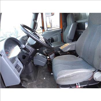2007 International 7400 SBA 4X2 (Hartford, CT 06114)