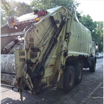 2007 Mack MR688 (Staten Island, NY 10309)