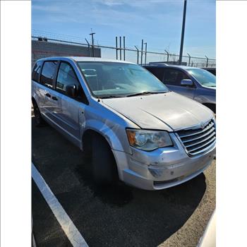 2008 Chrysler Town & Country (Jamaica, NY 11430)