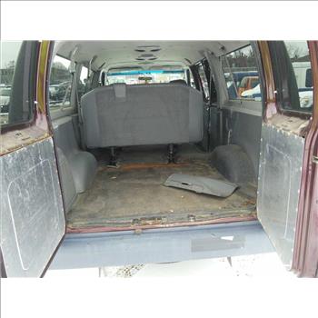 2008 Ford E-150 8 Passenger Van (Hartford, CT 06114)