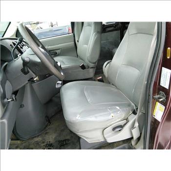 2008 Ford E-150 8 Passenger Van (Hartford, CT 06114)