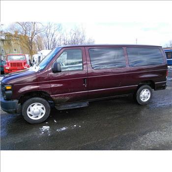2008 Ford E-150 8 Passenger Van (Hartford, CT 06114)