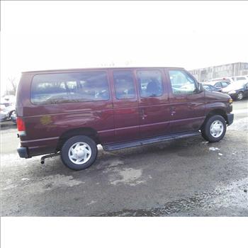 2008 Ford E-150 8 Passenger Van (Hartford, CT 06114)