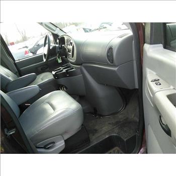 2008 Ford E-150 8 Passenger Van (Hartford, CT 06114)