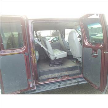 2008 Ford E-150 8 Passenger Van (Hartford, CT 06114)