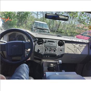 2008 Ford F-350 (Hartford, CT 06114)