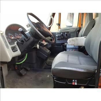 2008 International 7400 (Hartford, CT 06114)