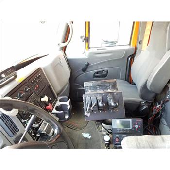 2008 International 7400 (Hartford, CT 06114)