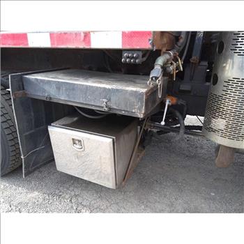 2008 International 7400 SBA 4X2 (Hartford, CT 06114)