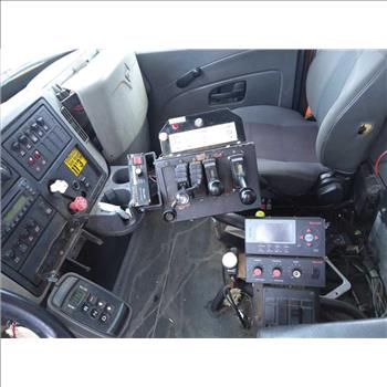 2008 International 7400 SBA 4X2 (Hartford, CT 06114)