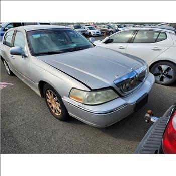 2008 Lincoln Town Car (Jamaica, NY 11430)