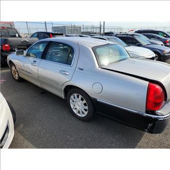 2008 Lincoln Town Car (Jamaica, NY 11430)