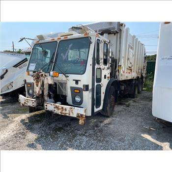 2008 Mack LEU613 (Medford, NY 11763)