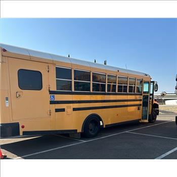 2009 Blue Bird Bus (Merced, CA 95348)