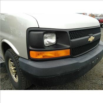 2009 Chevrolet Express 12 Passenger Van (Hartford, CT 06114)