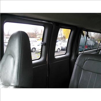 2009 Chevrolet Express 12 Passenger Van (Hartford, CT 06114)