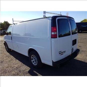 2009 Chevrolet Express Van (Hartford, CT 06114)