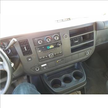 2009 Chevrolet Express Van (Hartford, CT 06114)