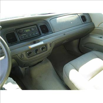 2009 Ford Crown Victoria (Hartford, CT 06114)