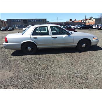 2009 Ford Crown Victoria (Hartford, CT 06114)