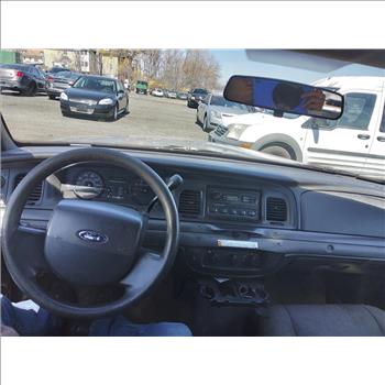 2009 Ford Crown Victoria (Hartford, CT 06114)