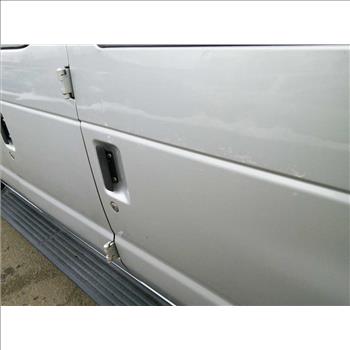 2009 Ford E-350 12 Passenger Van (Hartford, CT 06114)