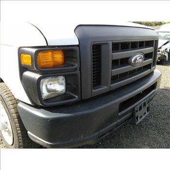 2009 Ford E-350 12 Passenger Van (Hartford, CT 06114)