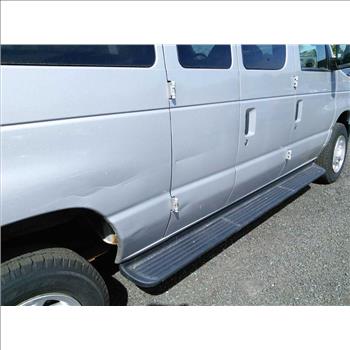 2009 Ford E-350 12 Passenger Van (Hartford, CT 06114)