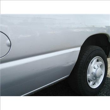 2009 Ford E-350 12 Passenger Van (Hartford, CT 06114)