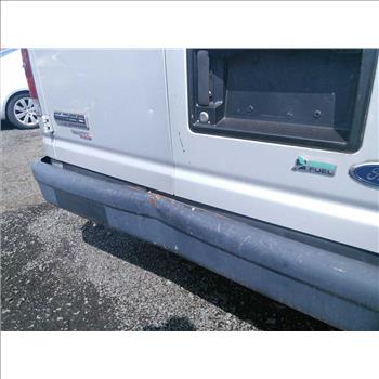 2009 Ford E-350 (Hartford, CT 06114)