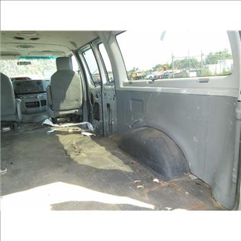 2009 Ford E-350 (Hartford, CT 06114)