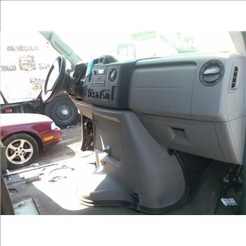 2009 Ford Econoline E350 Super Duty  (Brooklyn, NY 11211)