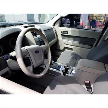 2009 Ford Escape Hybrid (Staten Island, NY 10309)