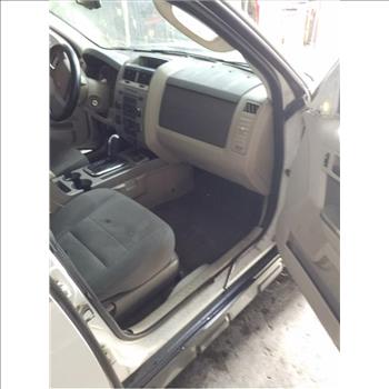 2009 Ford Escape Hybrid (Staten Island, NY 10309)