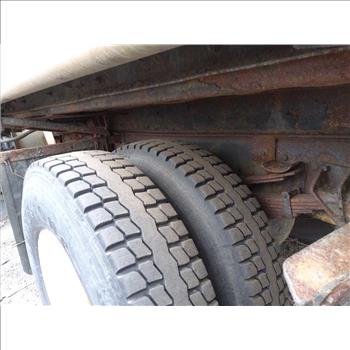 2009 International 7400 SBA 4X2 (Hartford, CT 06114)