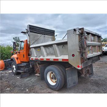 2009 International 7400 SBA 4X2 (Hartford, CT 06114)